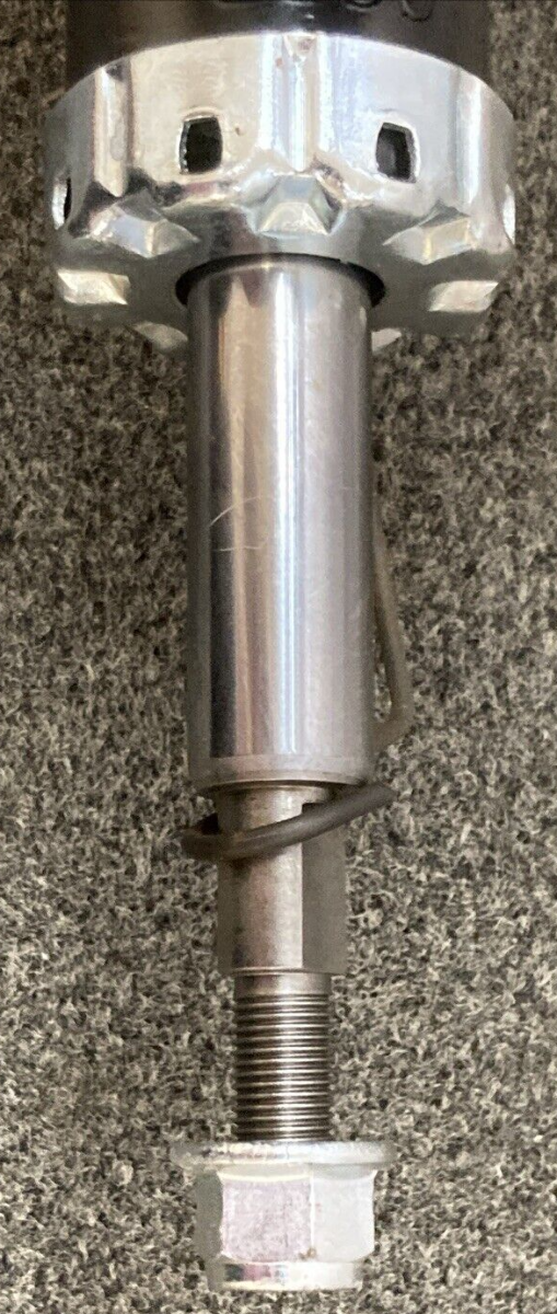 NEW ECCPP 053442 SHOCK ABSORBER ASSEMBLY FRONT RIGHT DODGE CHRYS MITZUBISHI
