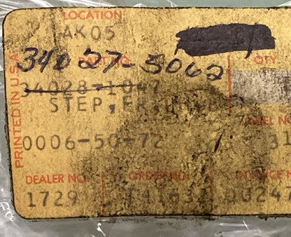 NEW GENUINE KAWASAKI 34027-5062 STEP ASSEMBLY