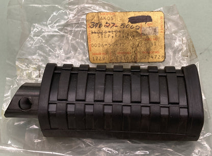 NEW GENUINE KAWASAKI 34027-5062 STEP ASSEMBLY