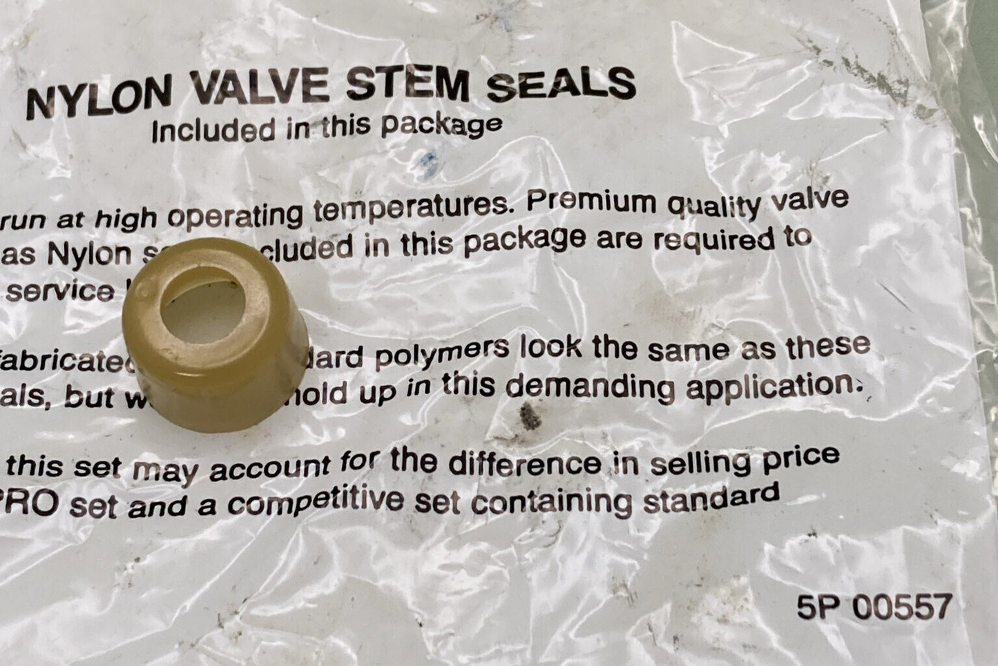 QTY 8 NEW GENUINE FEL-PRO 5P 00557 NYLON VALVE STEM SEALS