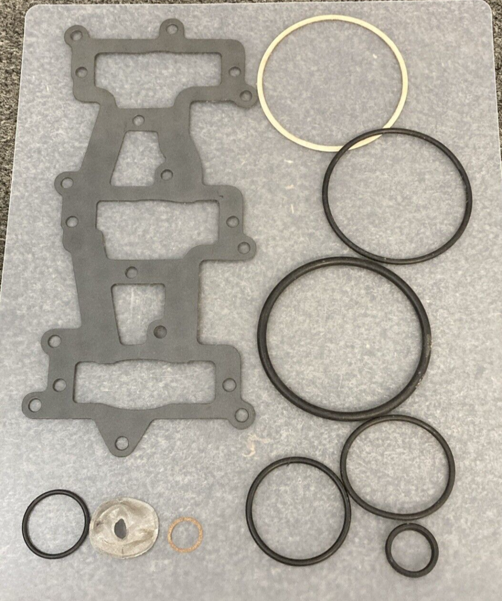 NEW GENUINE MERCURY 27-60476A75 ENGINE OVERHAUL GASKET INCOMPLETE