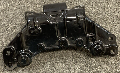 NEW GENUINE MERCURY 62370 BRACKET TOP COWL OUTBOARD 40HP