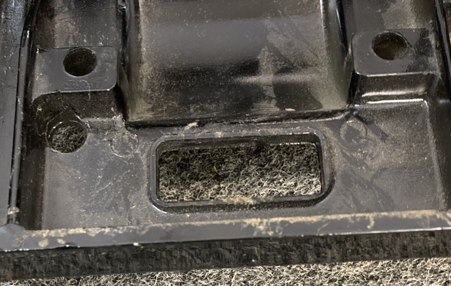 NEW GENUINE MERCURY 62370 BRACKET TOP COWL OUTBOARD 40HP