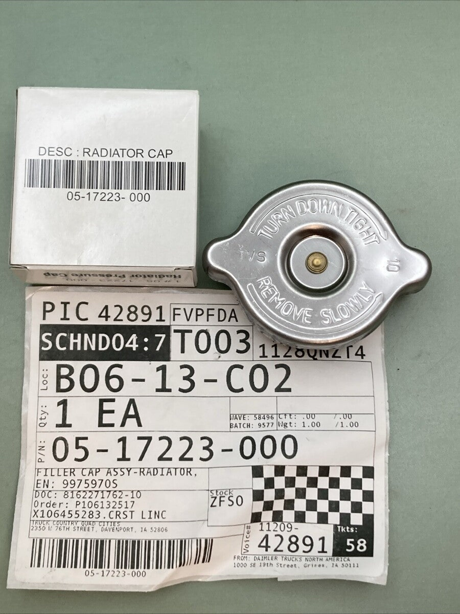 NEW GENUINE FRIEGHTLINER 05-17223-000 HEAVY DUTY RADIATOR CAP