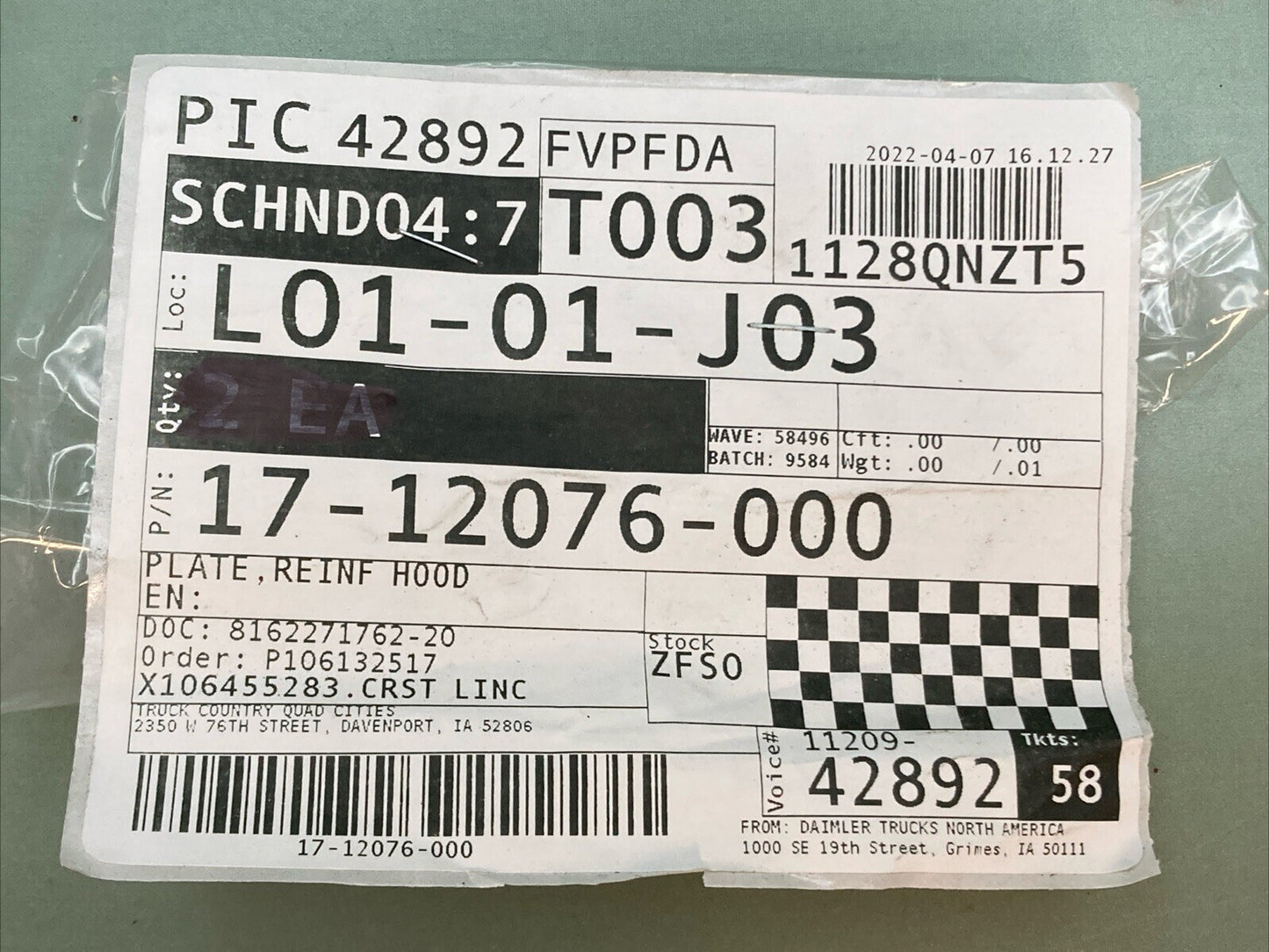 QTY 2 NEW GENUINE FRIEGHTLINER 17-12076-000 PLATE.REINF HOOD
