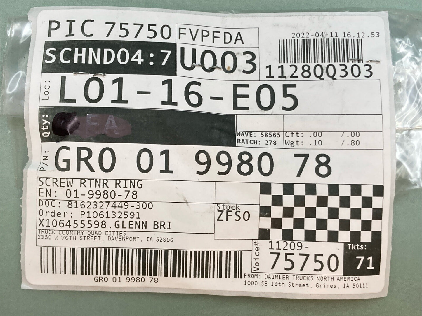 QTY 8 NEW GENUINE FREIGHTLINER GRO-01-9980-78 SCREW RTNR RING