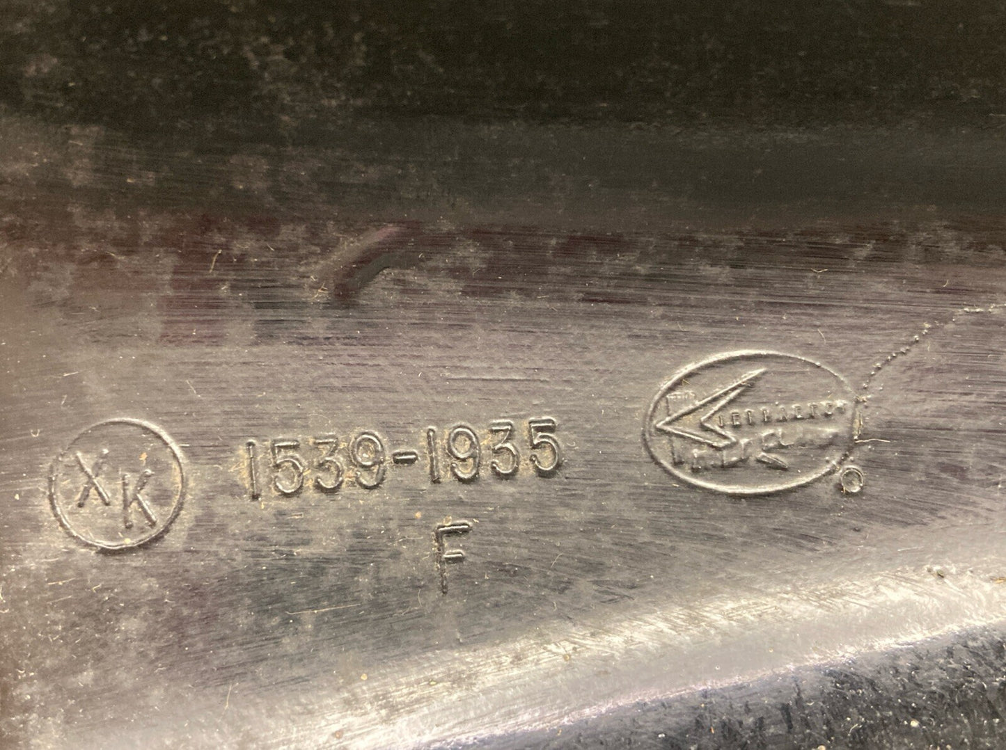 MERCURY 1539-8450A1 EXHAUST HOUSING SADDLE OUTBOARD 4 HP