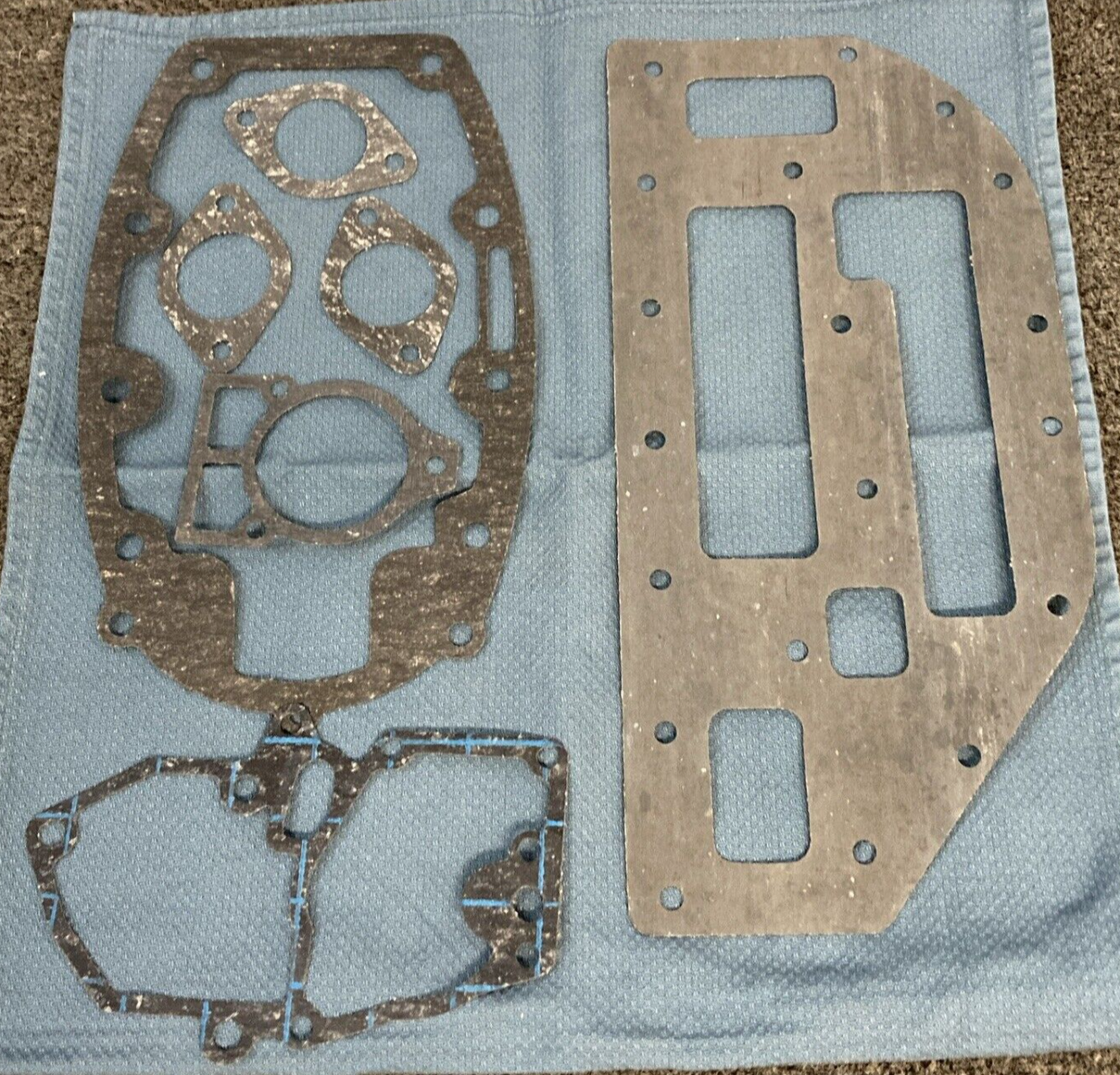 NEW GENUINE MERCURY 27-55284A1 GASKET SET ENGINE OVERHAUL