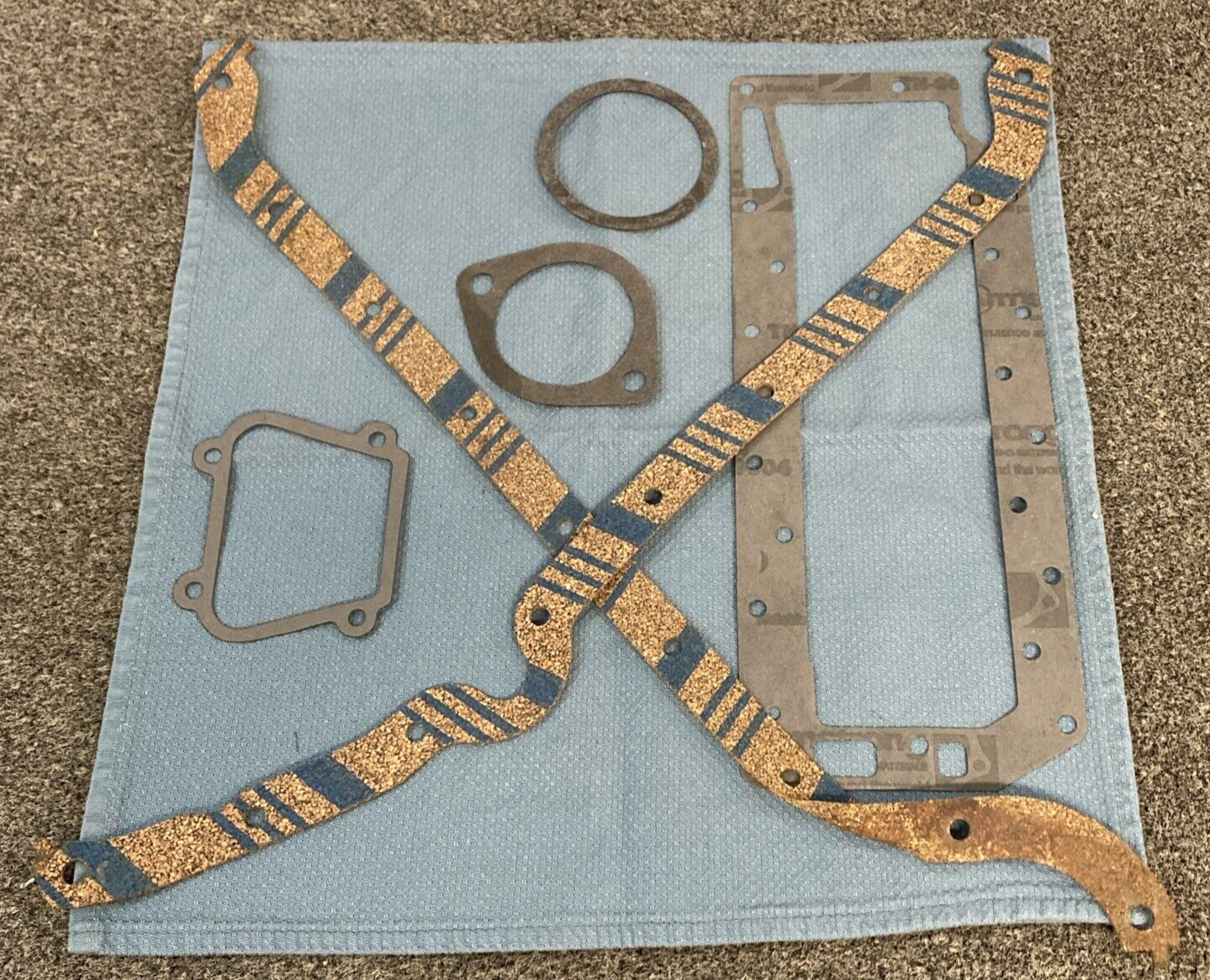 NEW FEL-PRO E1S 1071 PT GASKET SET ENGINE OVERHAUL INCOMPLETE