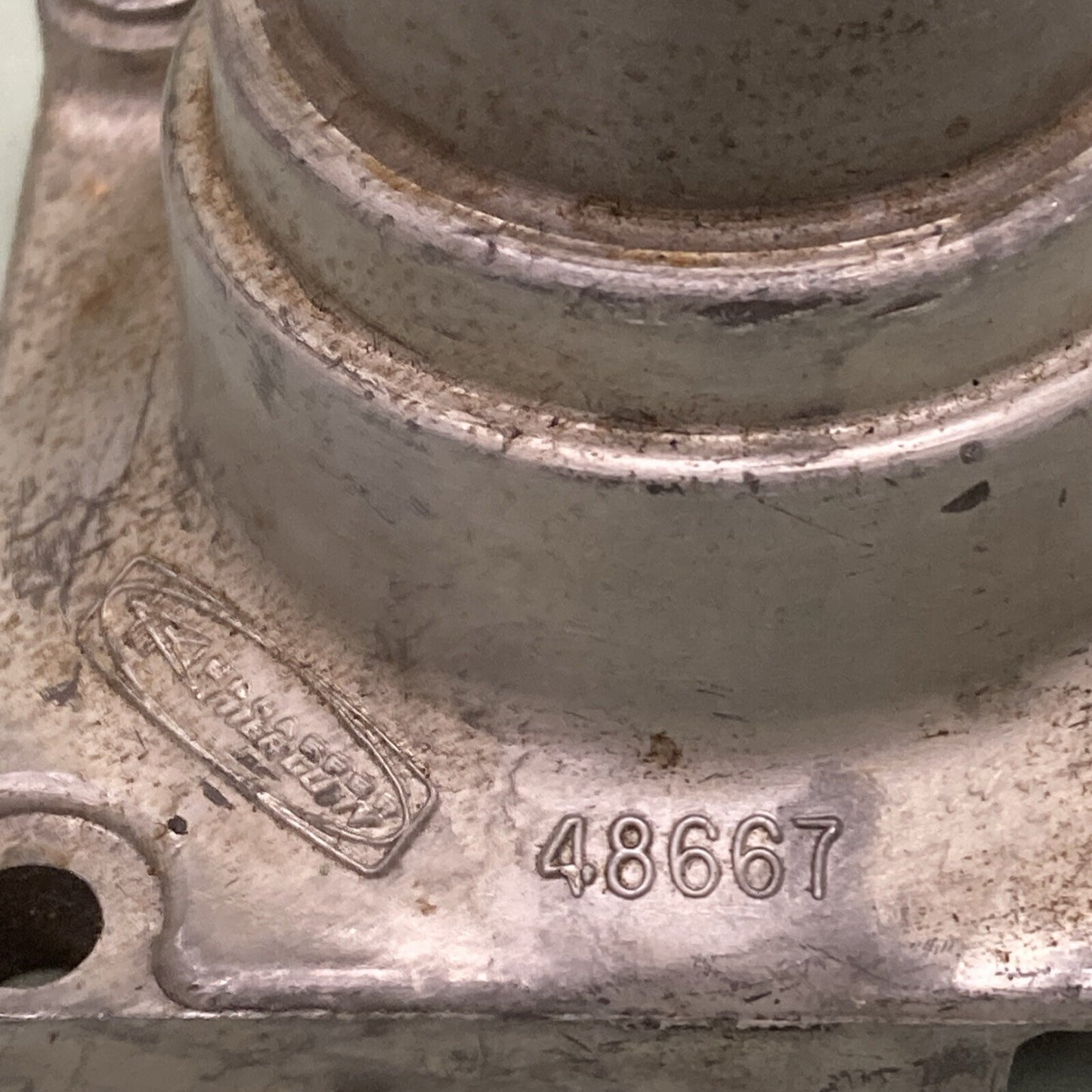 MERCURY QUICKSILVER 48667 PILOT DISTRIBUTOR MOUNTING ASM