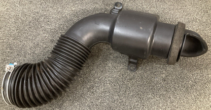 NEW TOYOTA 17882-0P010 HOSE AIR INTAKE CLEANER #2