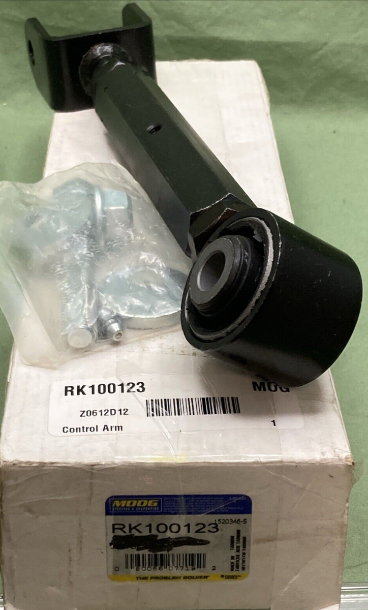 NEW GENUINE MOOG RK100123 CONTROL ARM Rear Lower Forward Adjustable W/ HARDWARE