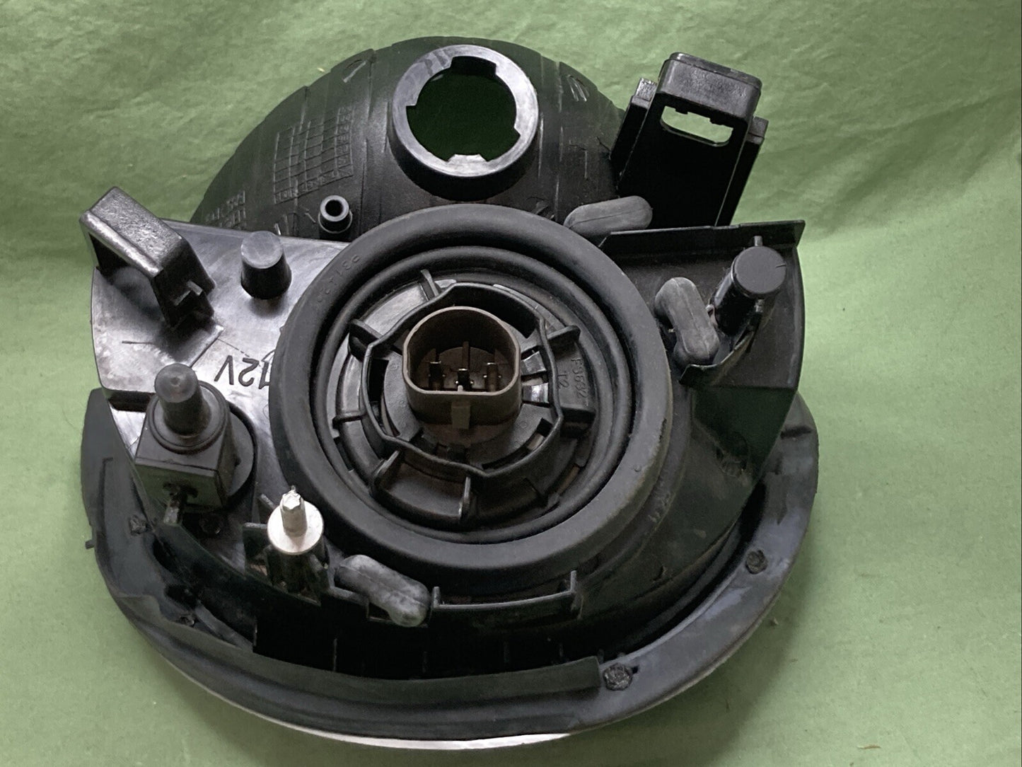 NEW TYC 20-6424-00 HEADLIGHT ASSEMBLY HALOGEN LEFT FORD