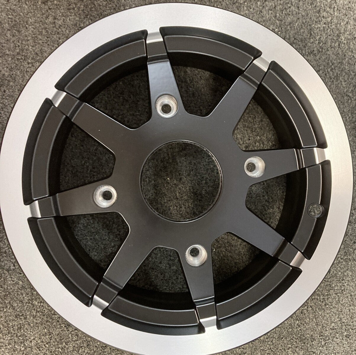 NEW GENUINE POLARIS 1521106-458 RIM FRONT 12X6 CAST 26.2 M. BLK
