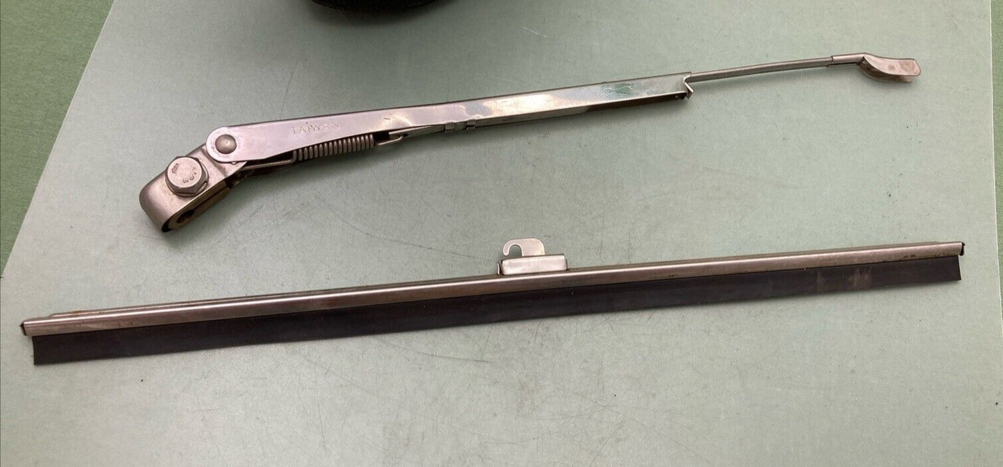 NEW AFI 32001 MARINE WINDSHIELD WIPER KIT STD 80-12MM-D, 11" BLADE, 12V