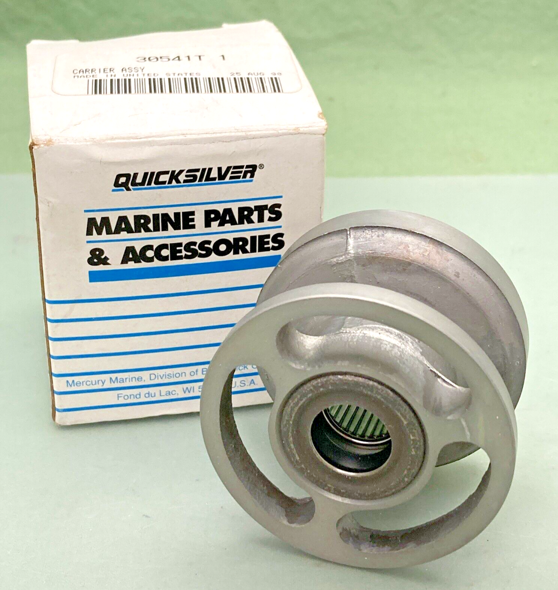 NEW GENUINE MERCURY QUICKSILVER 30541T 1 CARRIER ASSEMBLY