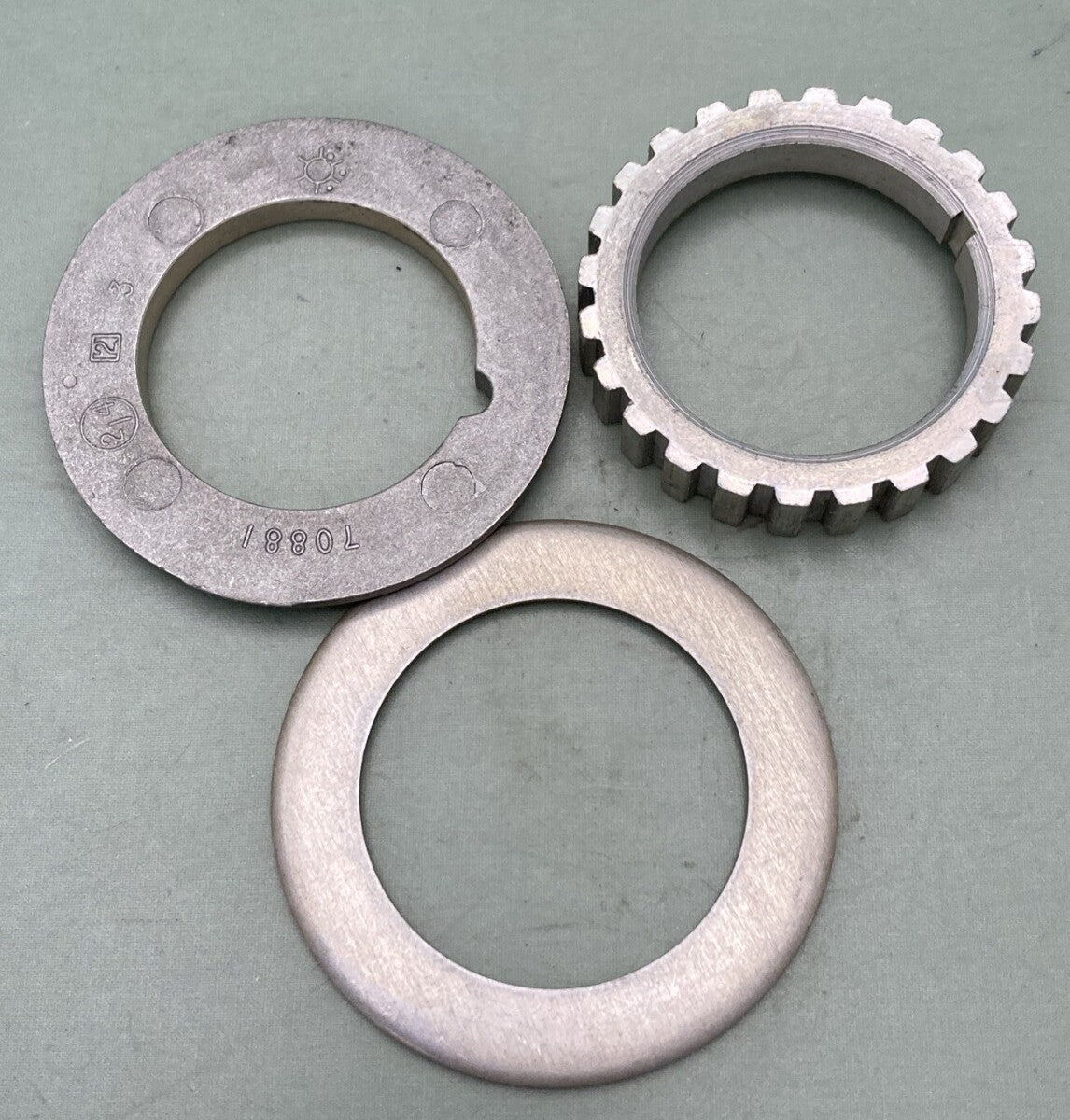 NEW REPLACES MERCURY 30306 FLYWHEEL PULLEY ASSEMBLY OUTBOARD 80HP