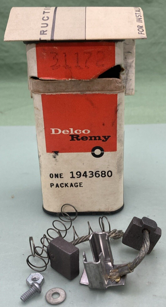 NEW GENUINE DELCO REMY 1943680 Starter Brush & spring Kit 31172