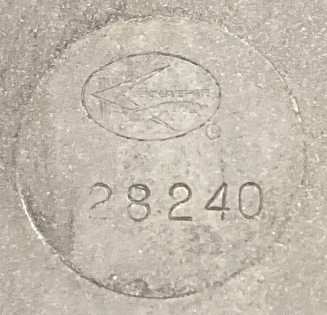 NEW GENUINE MERCURY 28240 EXHAUST MANIFOLD COVER