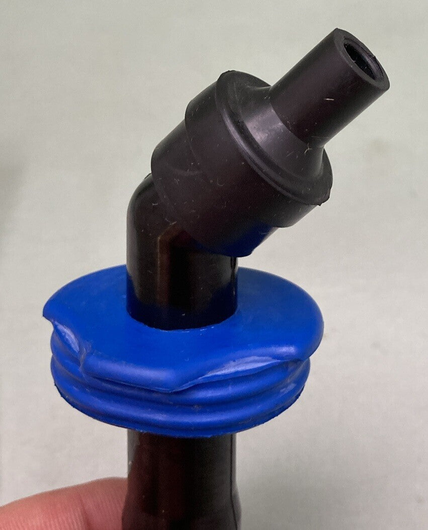 NEW GENUINE YAMAHA 5UG-82370-00 SPARK PLUG CAP