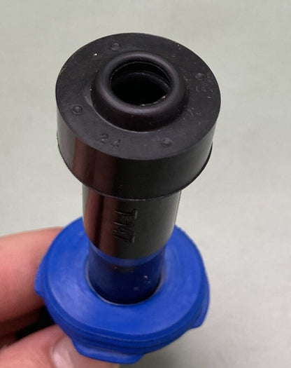 NEW GENUINE YAMAHA 5UG-82370-00 SPARK PLUG CAP
