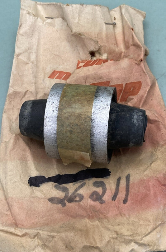 NEW GENUINE MERCURY 26211 LOWER RUBER MOUNT