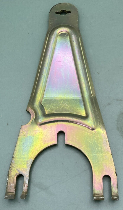NEW GENUINE MERCURY 28689A 1 BRACKET ASSEMBLY