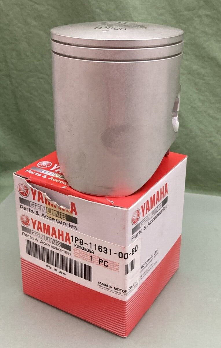 NEW GENUINE YAMAHA 1P8-11630-00 PISTON KIT