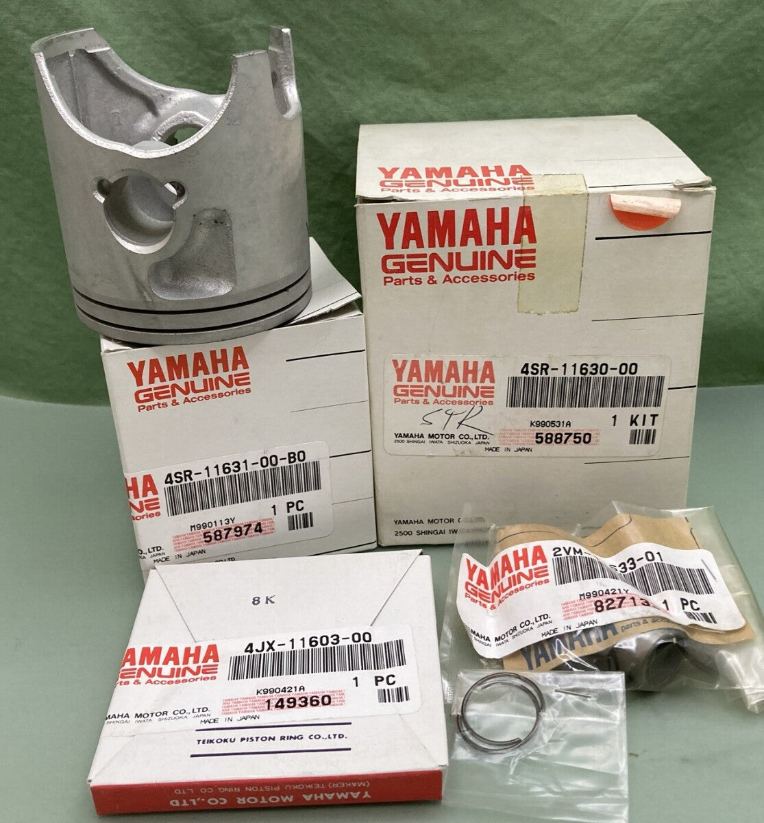 NEW GENUINE YAMAHA 4SR-11630-00 PISTON ASSEMBLY