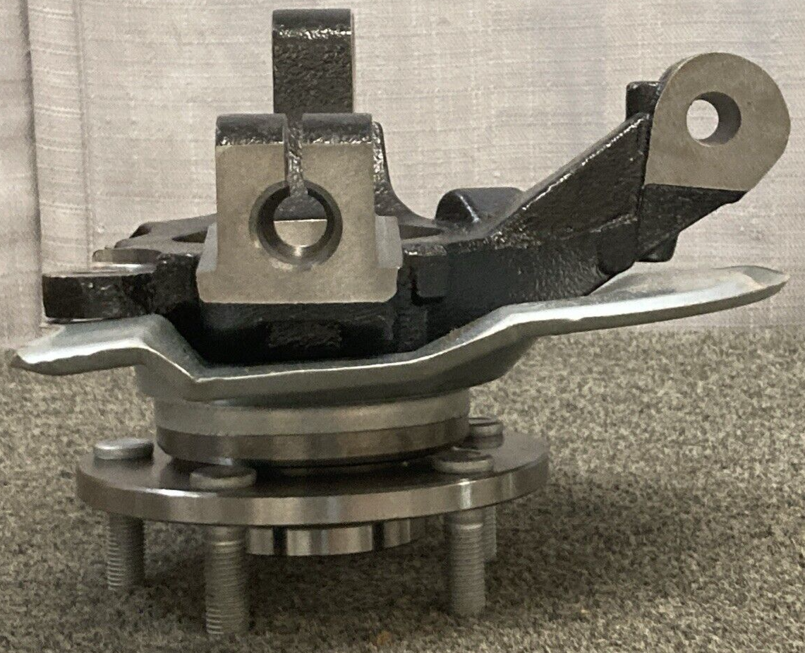 NEW REPLACES GM 698410 Right Loaded Steering Knuckle, WHEEL HUB