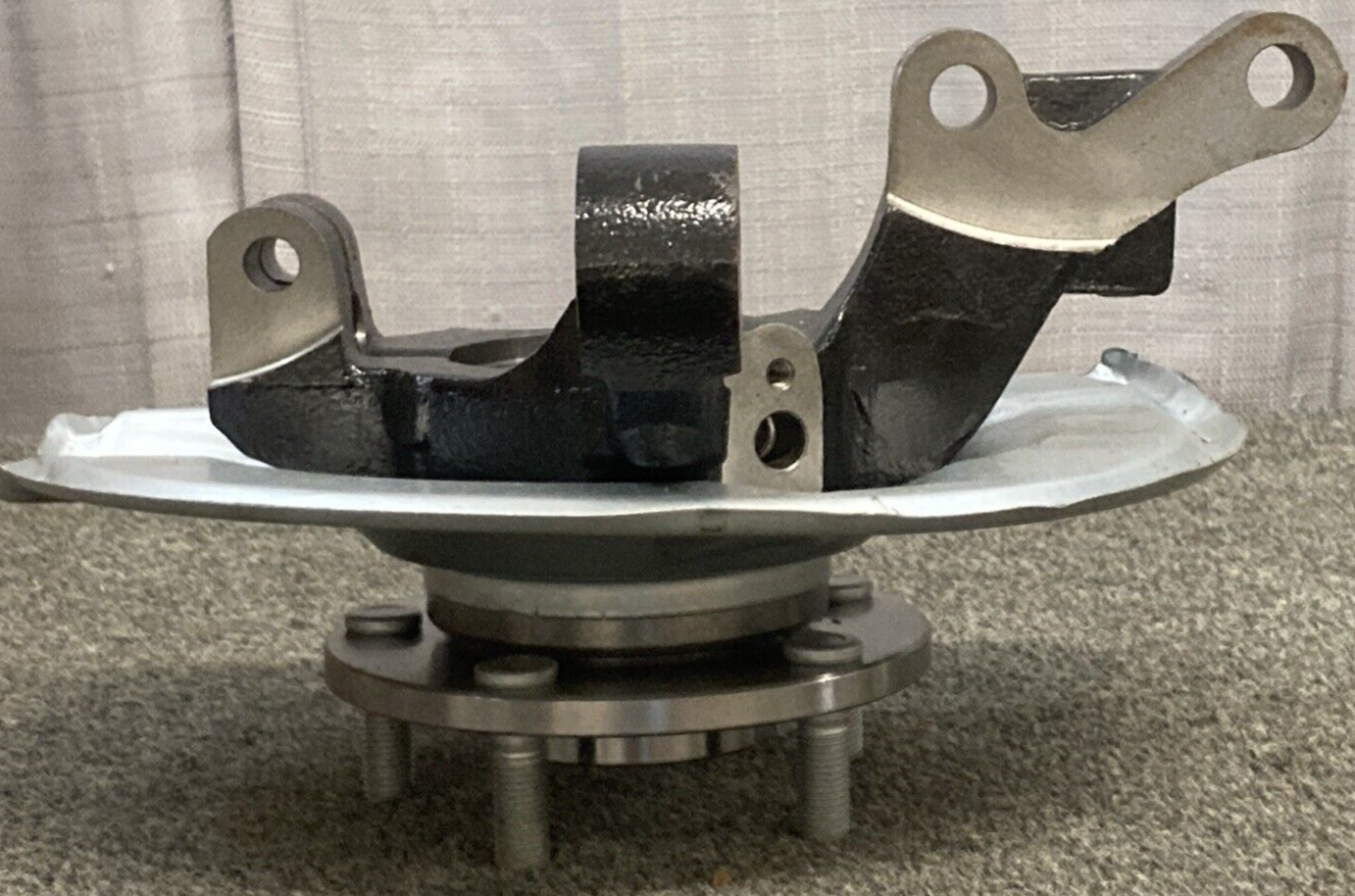 NEW REPLACES GM 698410 Right Loaded Steering Knuckle, WHEEL HUB