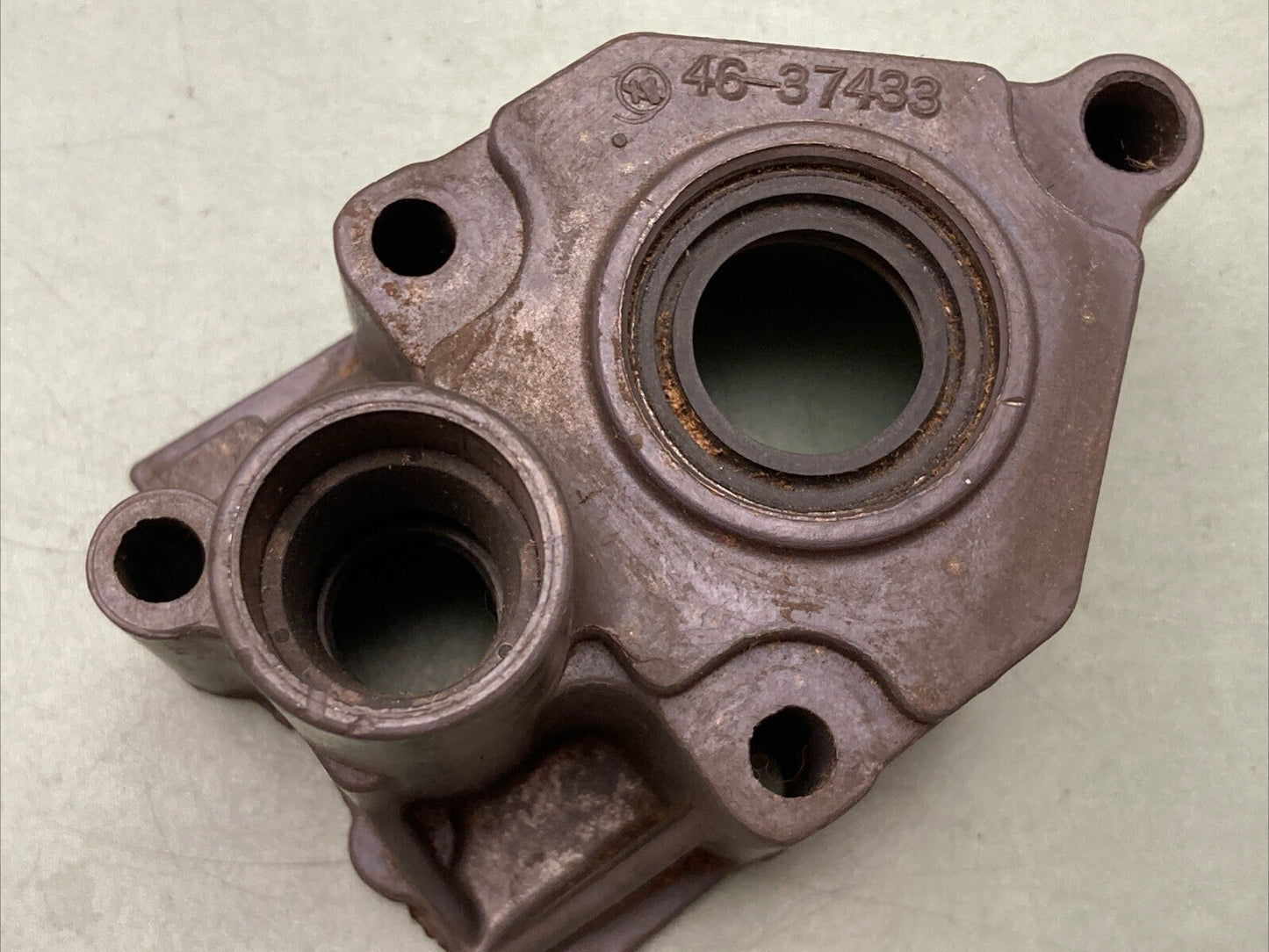 MERCURY QUICKSILVER 46-37433 WATER PUMP BODY ASSEMBLY