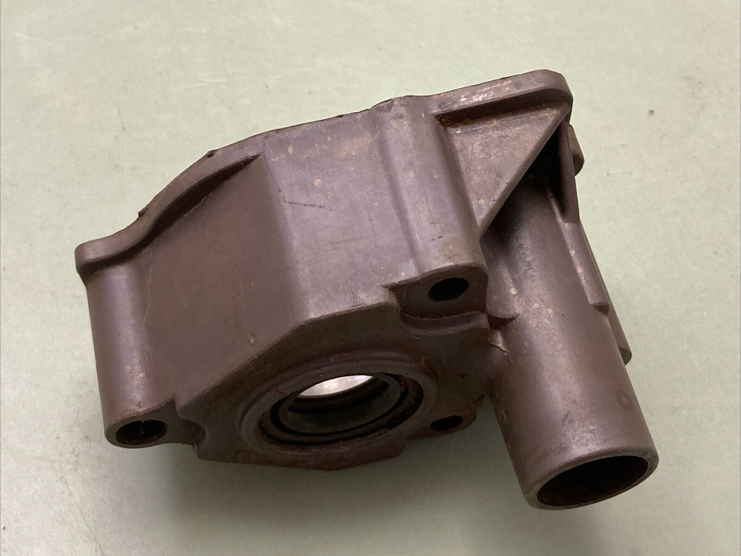 MERCURY QUICKSILVER 46-37433 WATER PUMP BODY ASSEMBLY