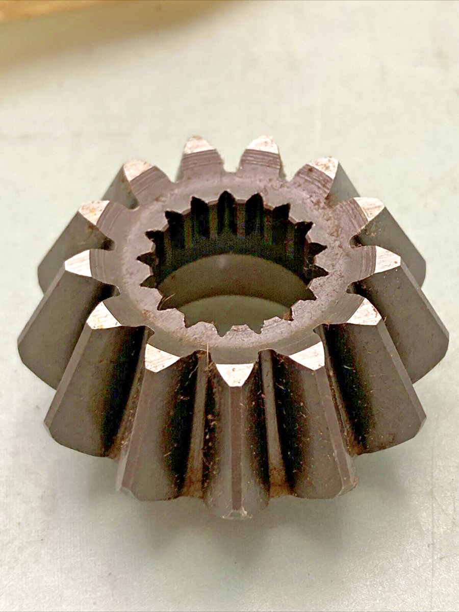 NEW GENUINE MERCURY QUICKSILVER 43-53981 GEAR, PINION, DRIVE SHAFT