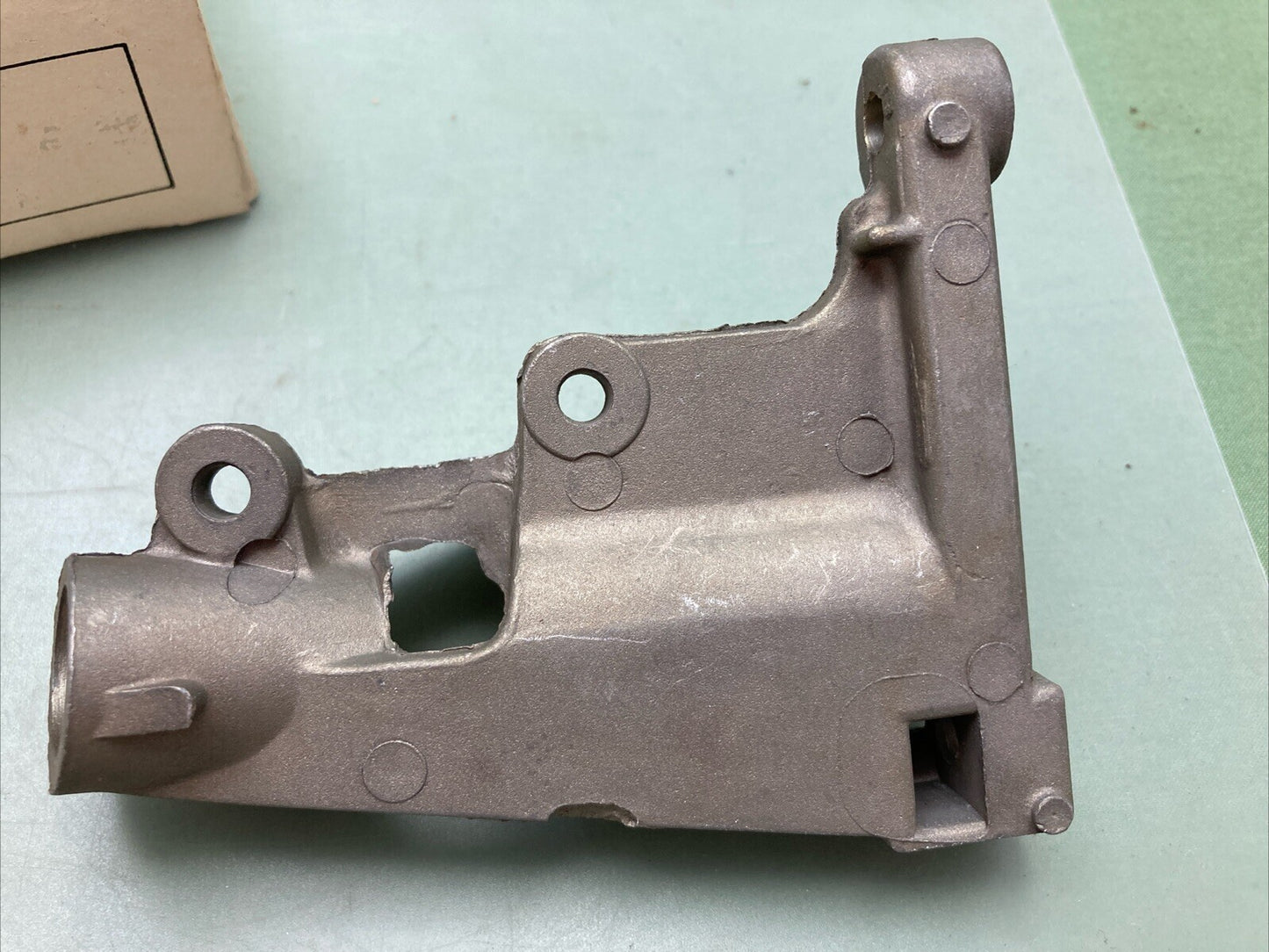 NEW MERCURY 48662 THROTTLE HOUSING