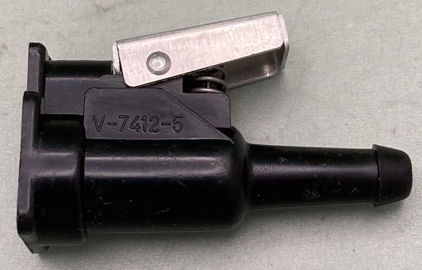 NEW PREFERRED PARTS V-7412-5 FUEL LINE CONNECTOR