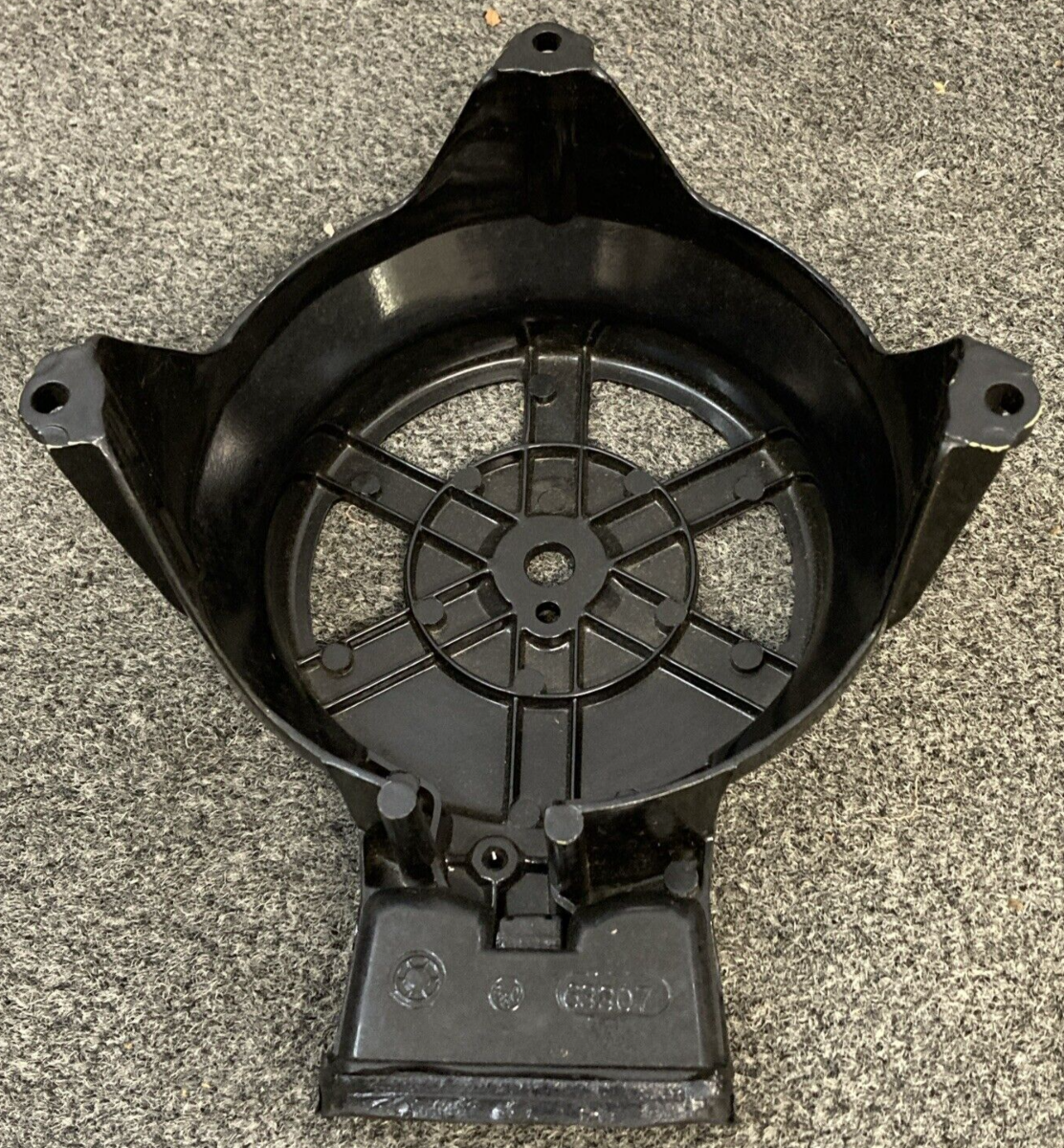 NEW GENUINE MERCURY 63307A2 HOUSING ASSEMBLY OUTBOARD 6-9.8HP