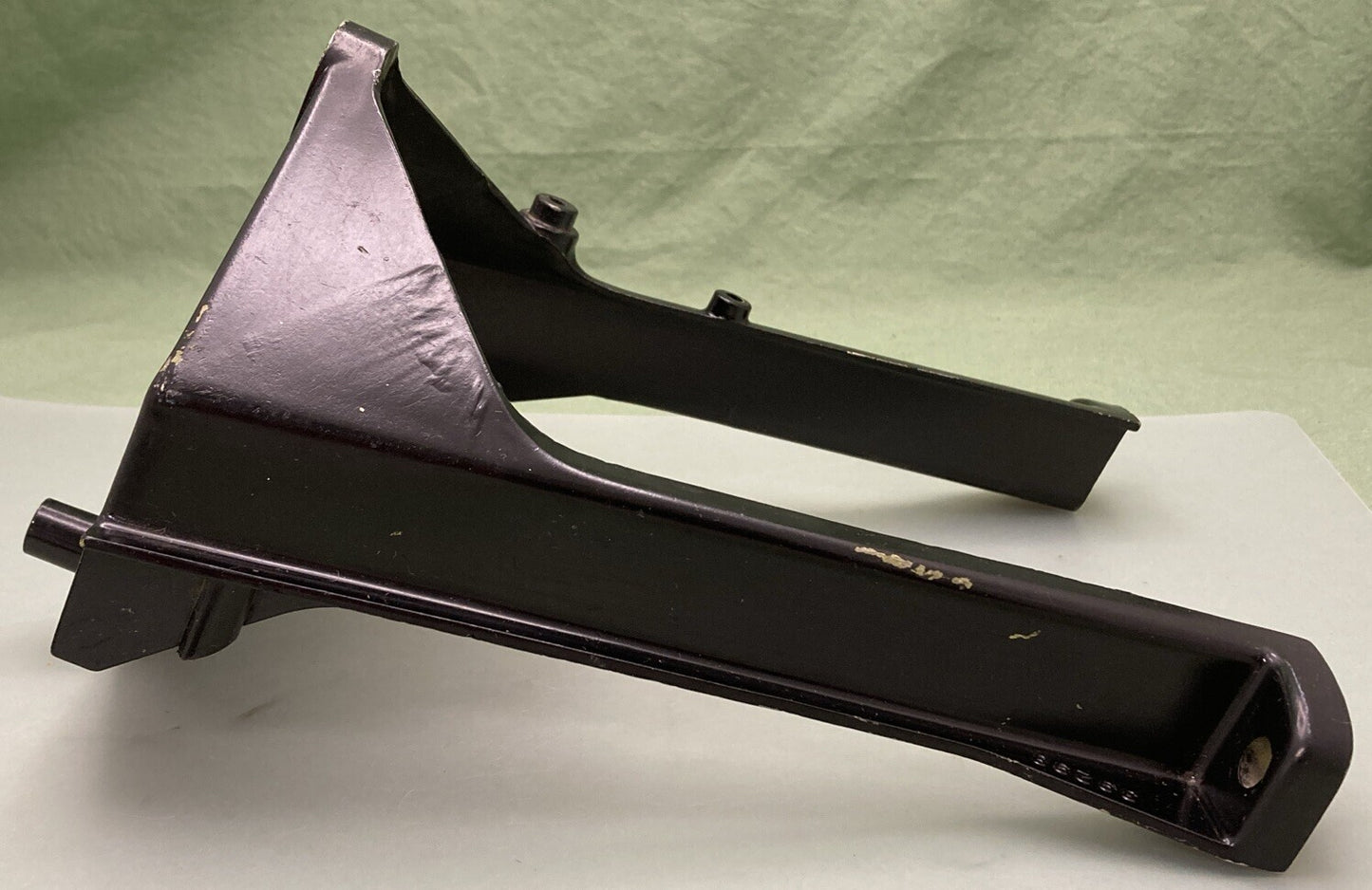 NEW GENUINE MERCURY 39298 BRACKET