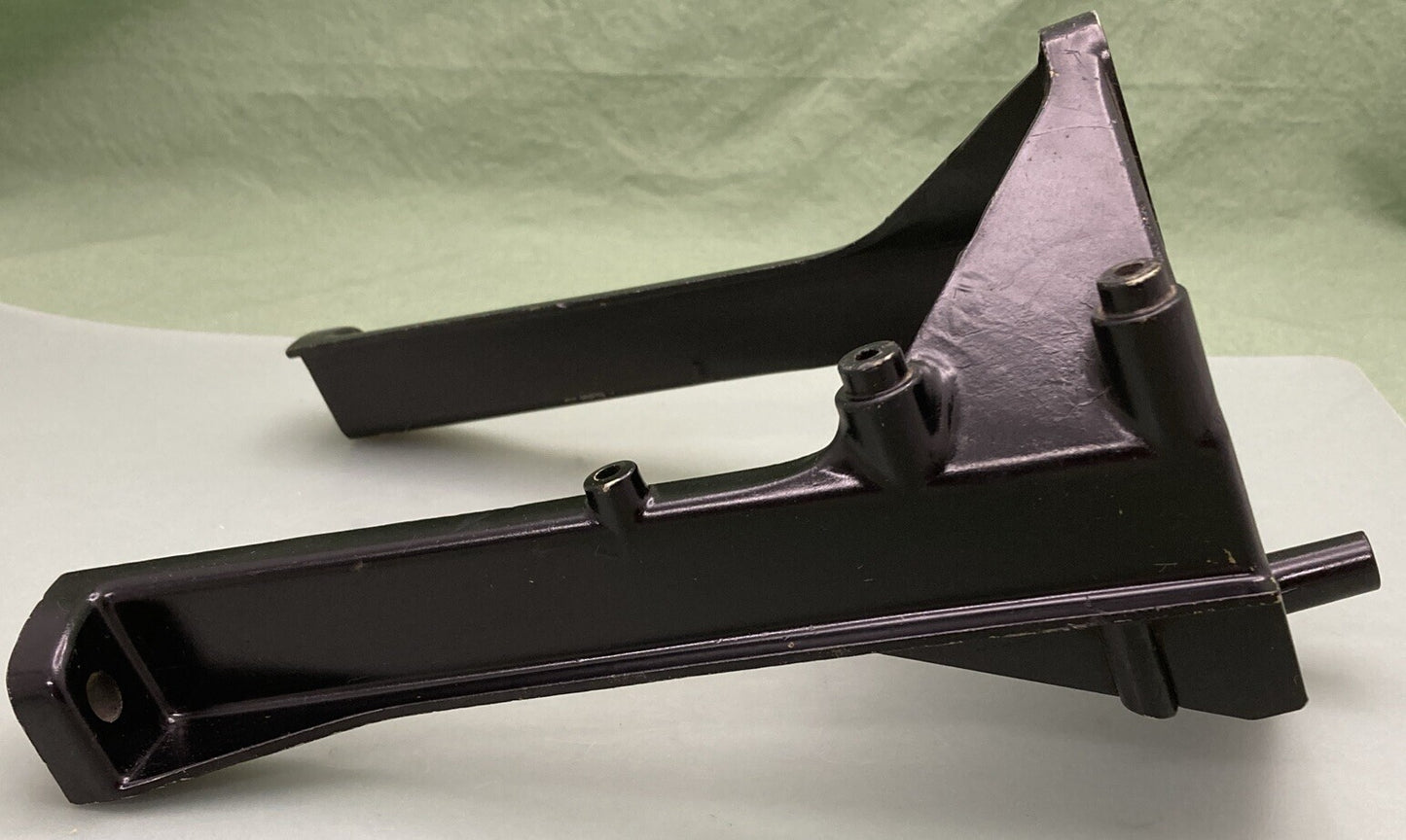 NEW GENUINE MERCURY 39298 BRACKET