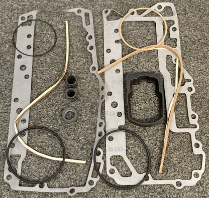 NEW GENUINE MERCURY QUICKSILVER 27-64203A75 MOTOR OVERHAUL GASKET SET