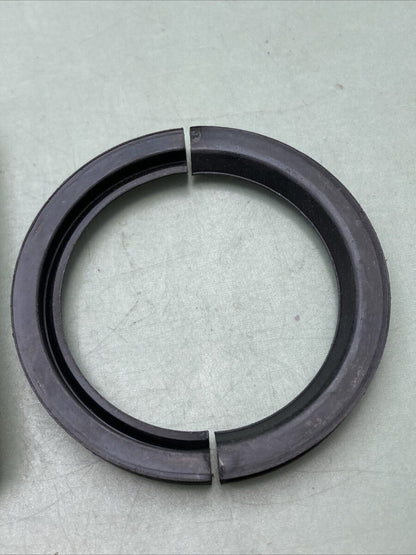 NEW MERCURY QUICKSILVER 26-37479 OIL SEAL