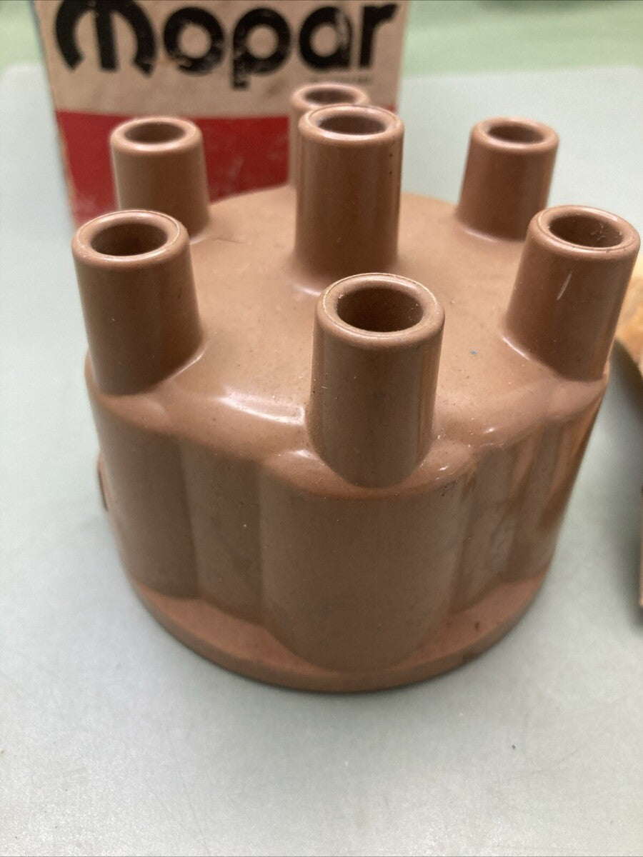 NEW GENUINE MOPAR 2448273 DISTRIBUTOR CAP
