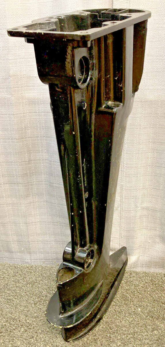 NEW MERCURY 1556-4030 Driveshaft Housing Assembly (Short)