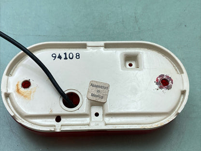 SIGNAL-STAT 77-557 RED OVAL LENS ASSEMBLY SAE PCA 81 94108