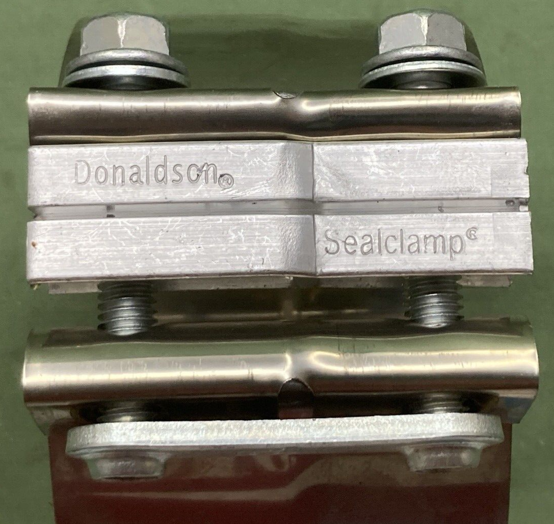 NEW GENUINE DONALDSON X007785 SEAL BAND CLAMP EXHAUST 5" STAINLESS