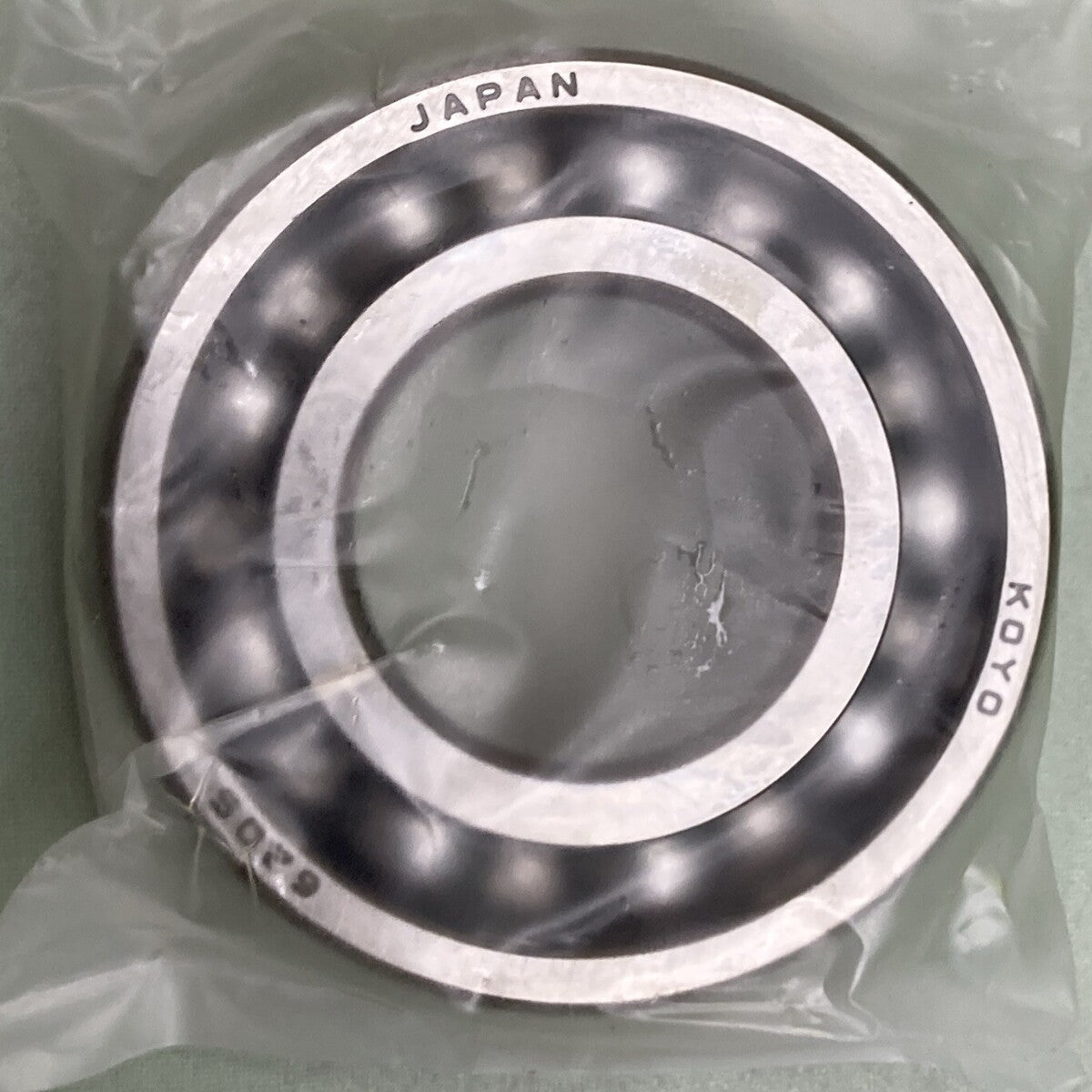 NEW GENUINE YAMAHA 93306-20597 BEARING B6205C4