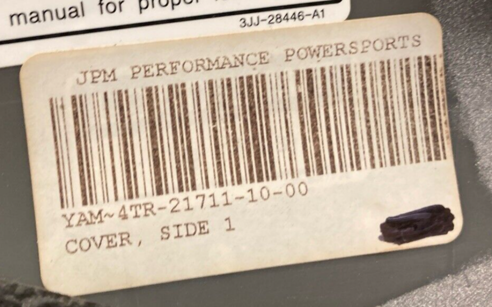 NEW GENUINE YAMAHA 4TR-21711-10 COVER SIDE 1 SUPERSEDES 4TR-21711-00-00