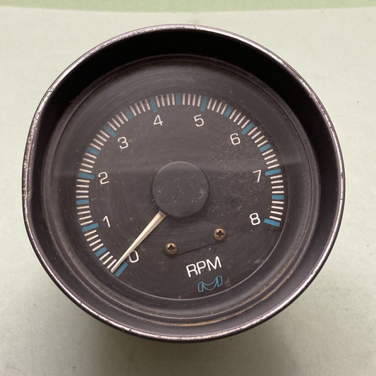MEDALLION INSTRUMENTS MARINE TACHOMETER GAUGE RPM 0-8000