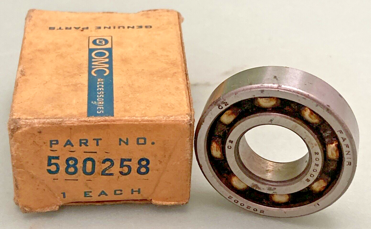 NEW OMC 580258 BALL BEARING ASSEMBLY