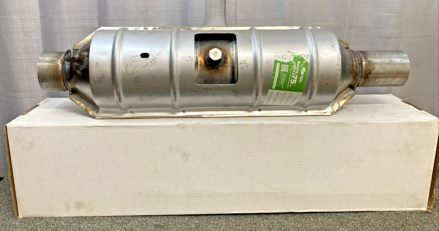 NEW GENUINE MAGNAFLOW 55300 Standard Grade Universal Catalytic Converter